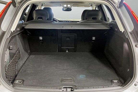 Volvo XC60 9 of 9