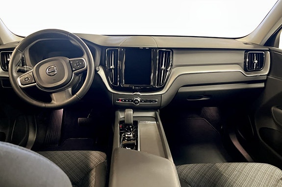Volvo XC60 4 of 9