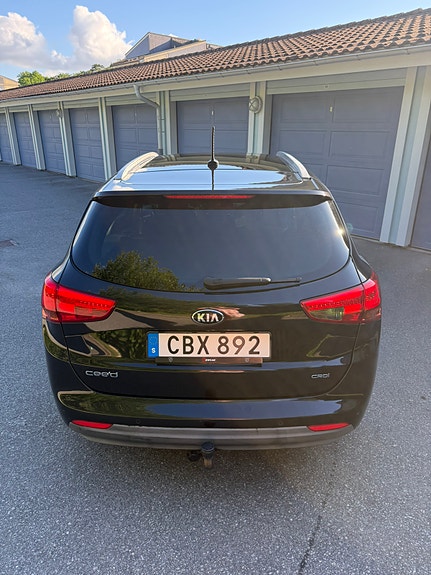 Kia Ceed 3 of 5
