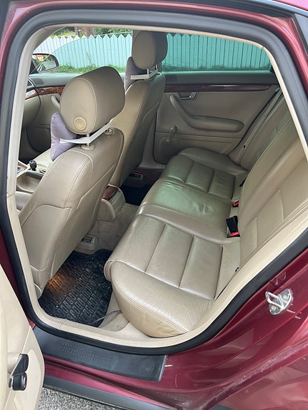 Audi A4 4 of 11