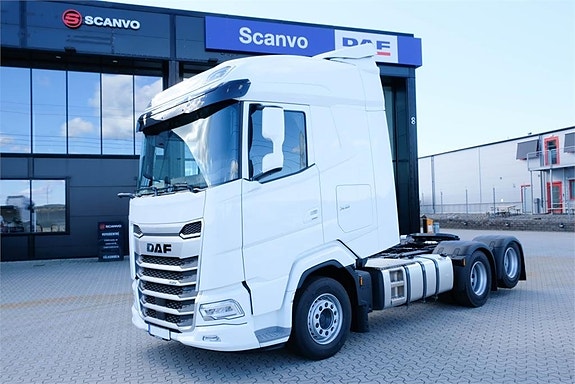 DAF Ny DAF XG530 dragbil med motorkraftuttag - på väg