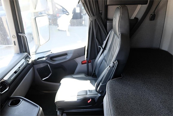 Scania S 560 6x2 dragbil 2024 - endast 18910 mil! 10 of 10