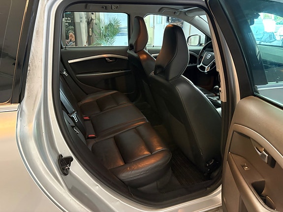 Volvo V70 18 of 18