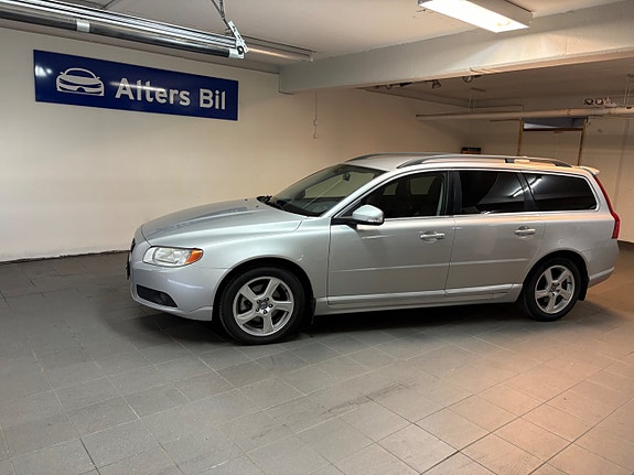 Volvo V70 9 of 18