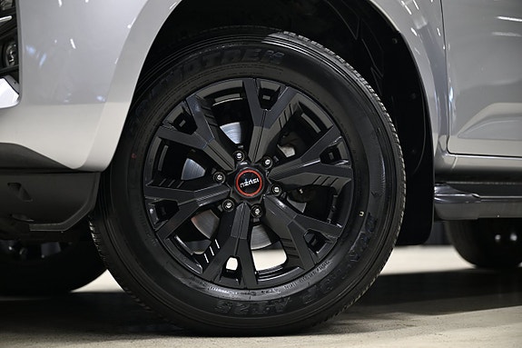 Isuzu D-max 2 of 5