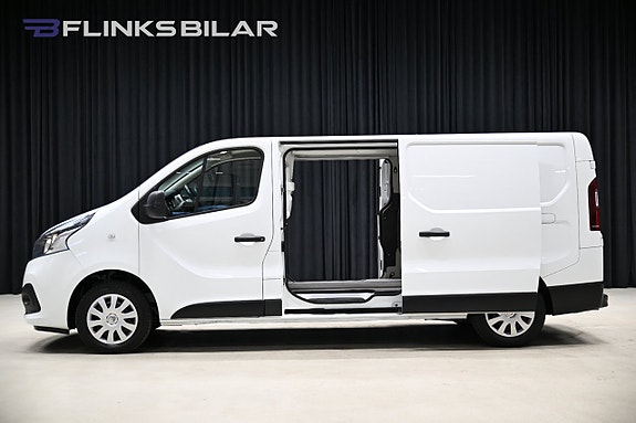 Renault Trafic 4 of 5