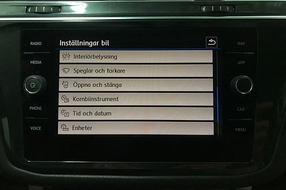 Volkswagen Tiguan Allspace 23 of 30