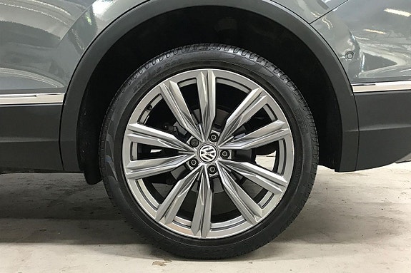 Volkswagen Tiguan Allspace 11 of 30