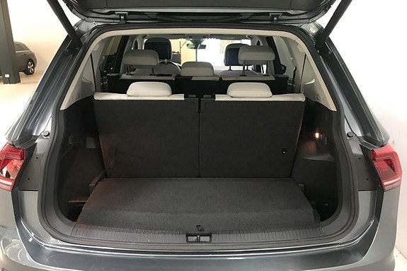 Volkswagen Tiguan Allspace 10 of 30