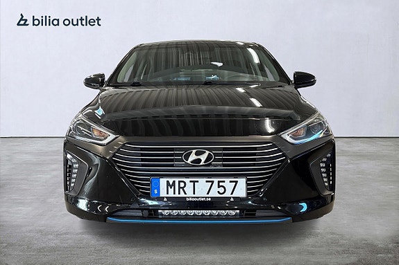 Hyundai IONIQ 3 of 5