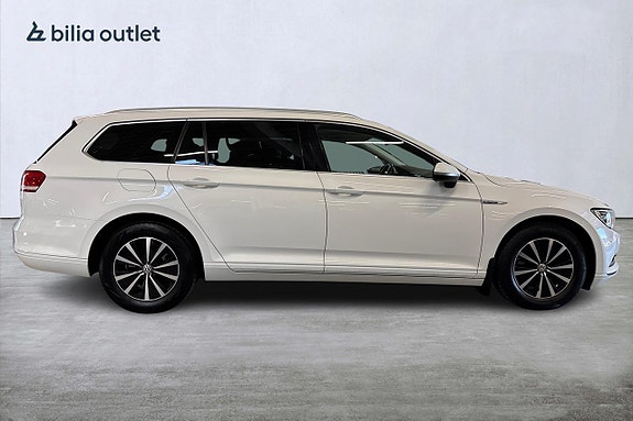 Volkswagen Passat 5 of 5
