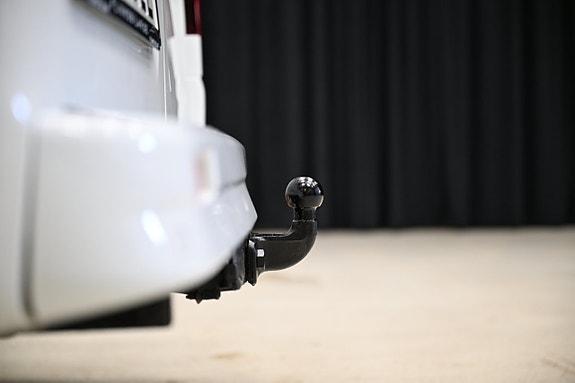 Nissan NV300 4 of 25