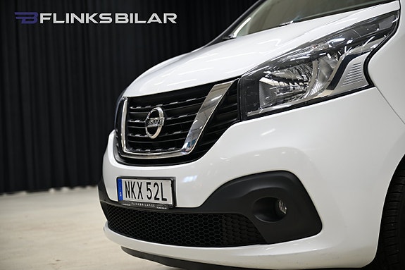 Nissan NV300 11 of 25