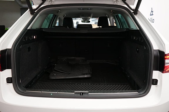 Skoda Superb 9 of 22