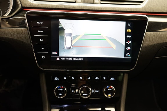 Skoda Superb 14 of 22