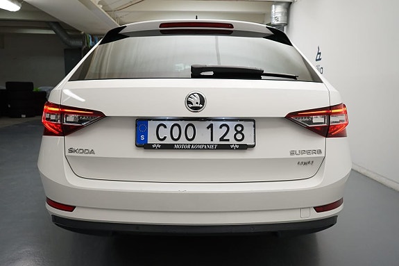 Skoda Superb 19 of 22