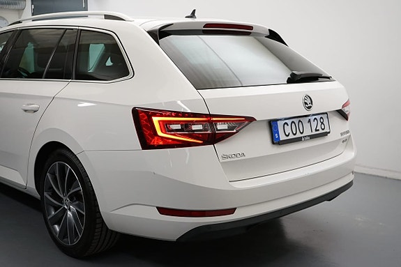 Skoda Superb 4 of 22