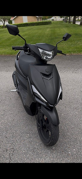 CFMOTO Comet 3 of 3