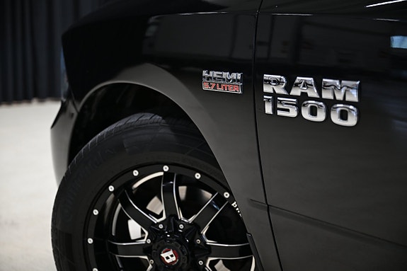 Dodge RAM 14 of 30