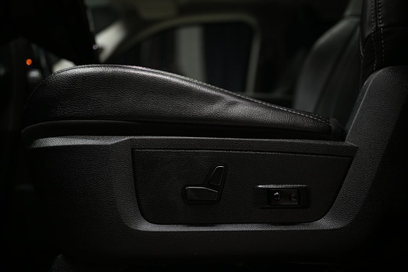 Dodge RAM 15 of 30