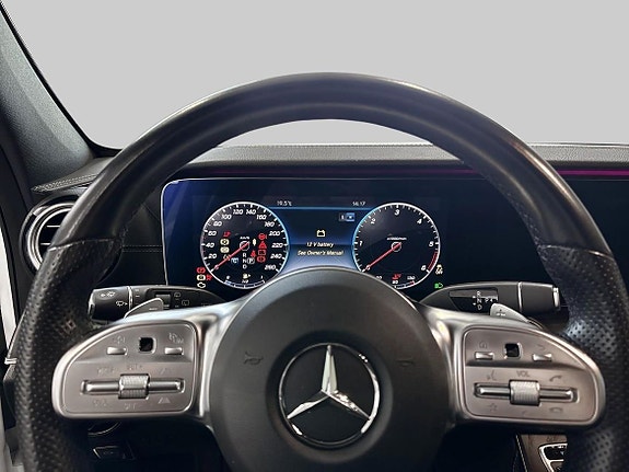 Mercedes-Benz E300 14 of 18