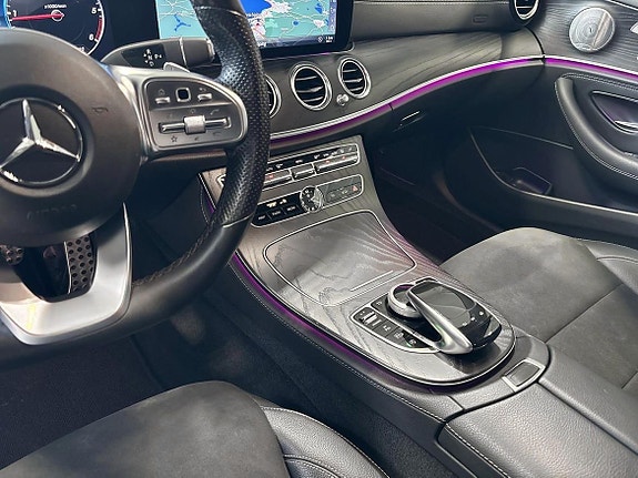Mercedes-Benz E300 17 of 18