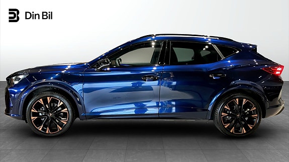 Cupra Formentor 2 of 5
