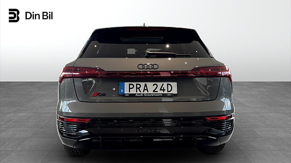 Audi Q8 e-tron 5 of 5