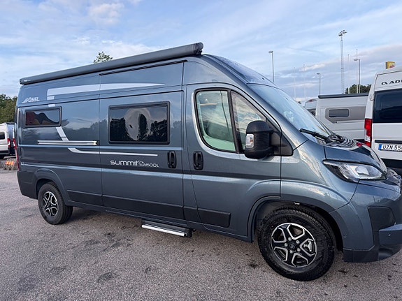 Pössl Summit 600 L Shine Elegance 180 hk Aut 2 of 11