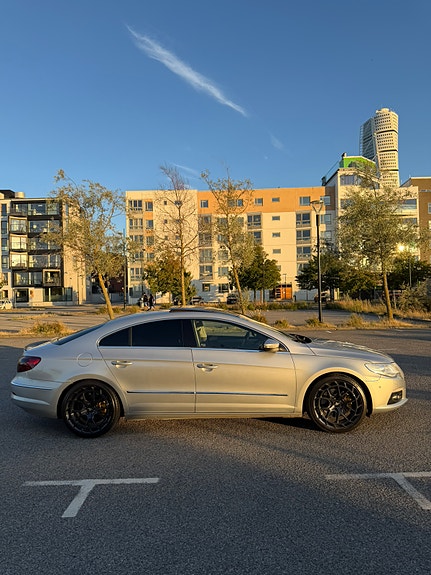 Volkswagen Passat CC 5 of 5