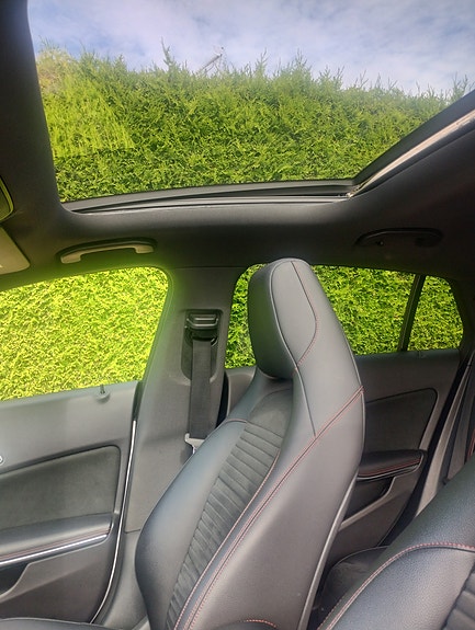 Mercedes-Benz CLA200 d 5 of 5