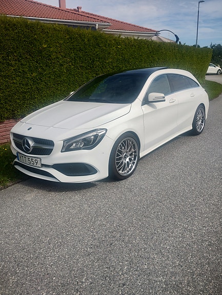 Mercedes-Benz CLA200 d 4 of 5