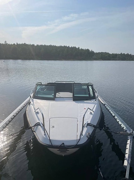 Sting 610 DC + Evinrude E115 H.O (2018) 3 of 8