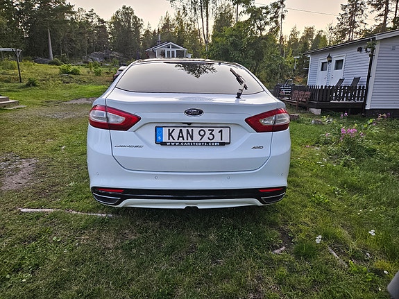 Ford Mondeo 3 of 9