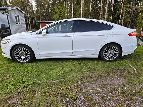 Ford Mondeo 5 of 9