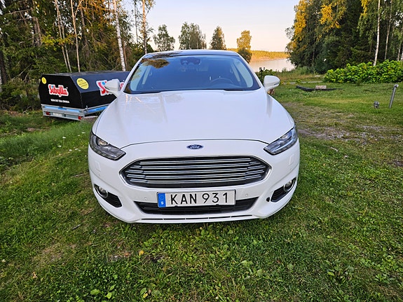 Ford Mondeo 2 of 9