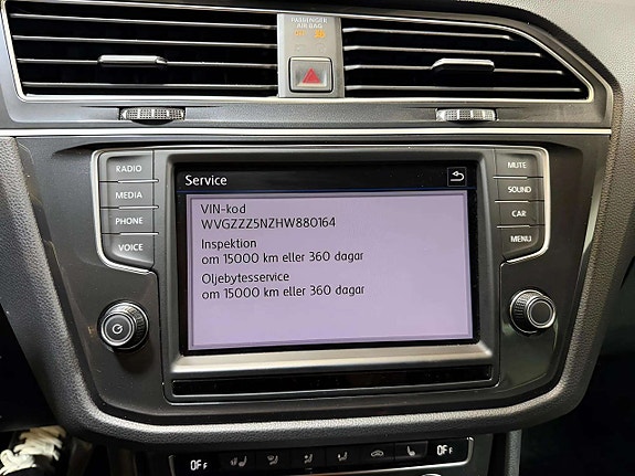 Volkswagen Tiguan 18 of 24