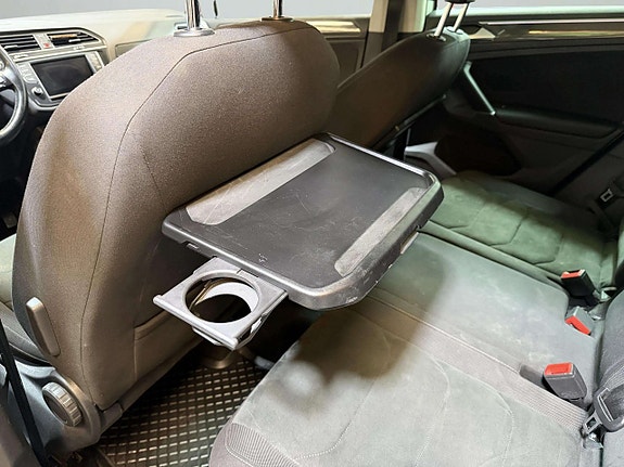 Volkswagen Tiguan 15 of 24