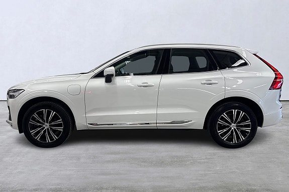 Volvo XC60 2 of 22