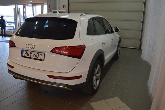Audi Q5 3 of 5