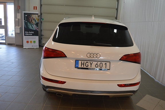 Audi Q5 4 of 5