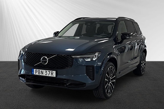 Volvo XC90 4 of 5