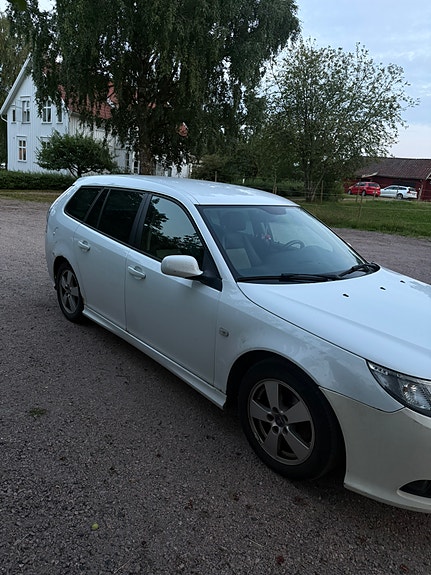Saab 9-3 3 of 5
