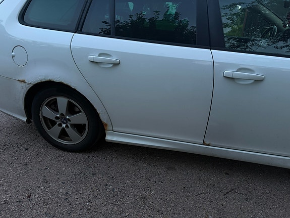 Saab 9-3 4 of 5