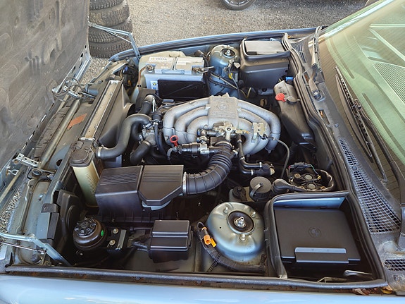 BMW 520i 9 of 11