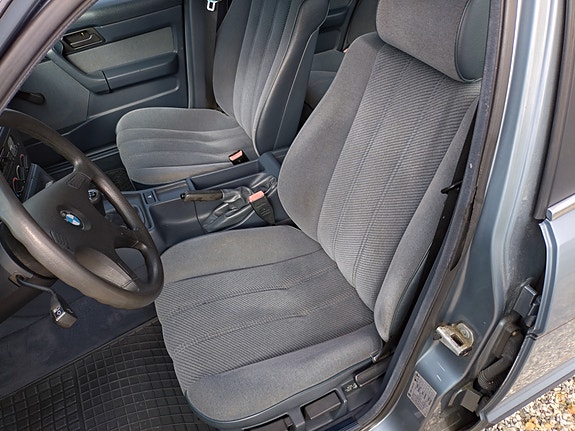 BMW 520i 7 of 9