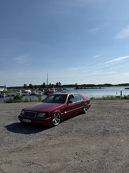 Mercedes-Benz S350 3 of 5