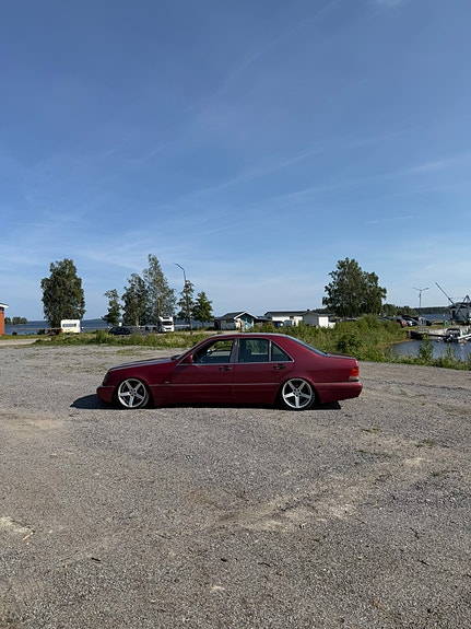 Mercedes-Benz S350 2 of 5