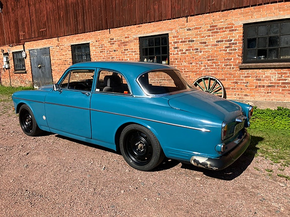 Volvo Amazon 2 of 5