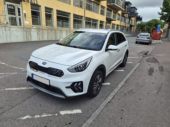 Kia Niro 2 of 10